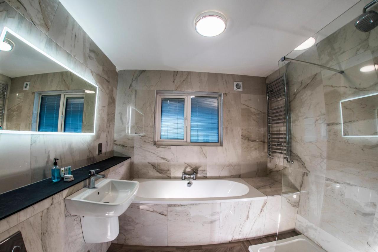 Hotel 21 Саутпорт Екстериор снимка